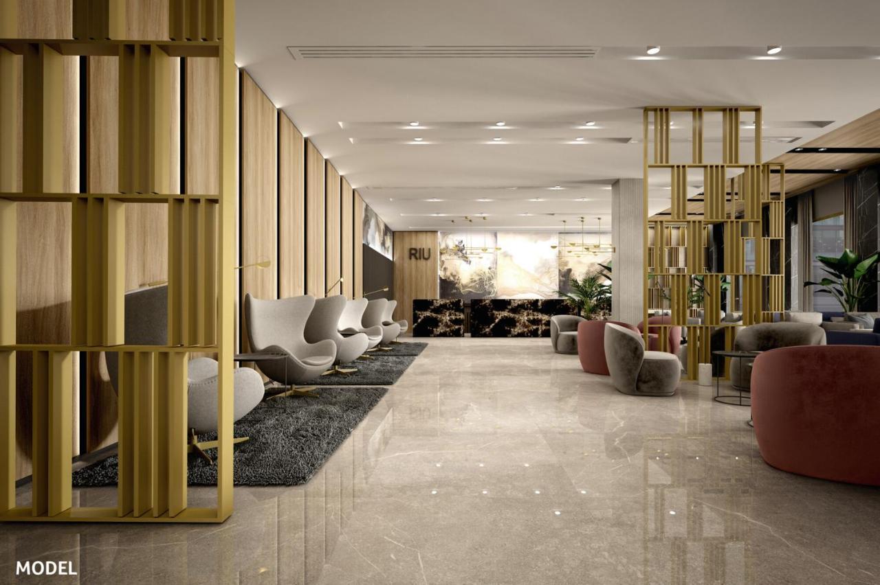 Hotel Riu Plaza London Victoria Esterno foto