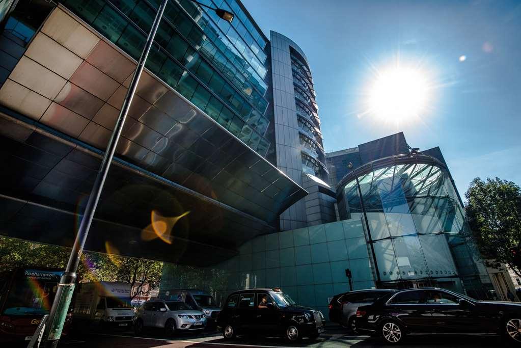 Hotel Riu Plaza London Victoria Esterno foto